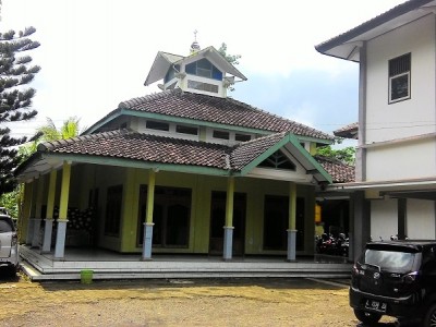 MUSHOLA SMA NEGERI 1 DONOROJO